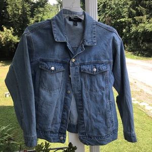 Women’s Forever21 Jean jacket, size large